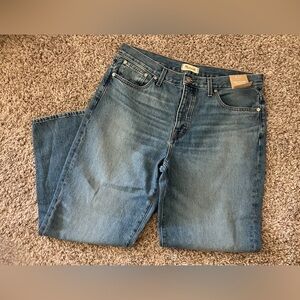 NWT Madewell Low Slung Straight jeans
Size 31
